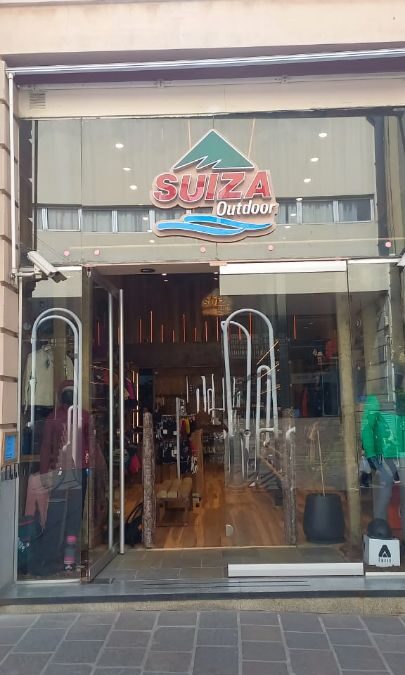 LA SUIZA CALLE CASEROS